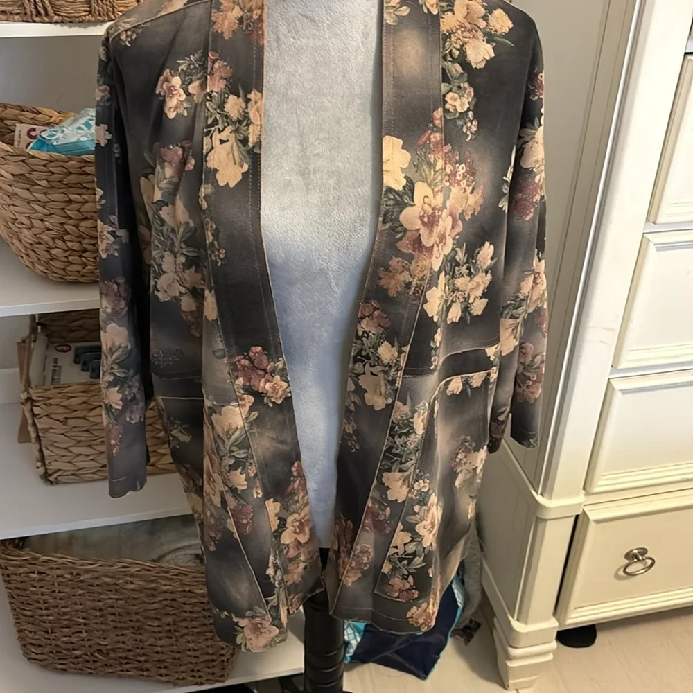 SOLITARE by Anthropologie beautiful jacket. Warm rich color Size Large. NWOT. - Picture 9 of 9